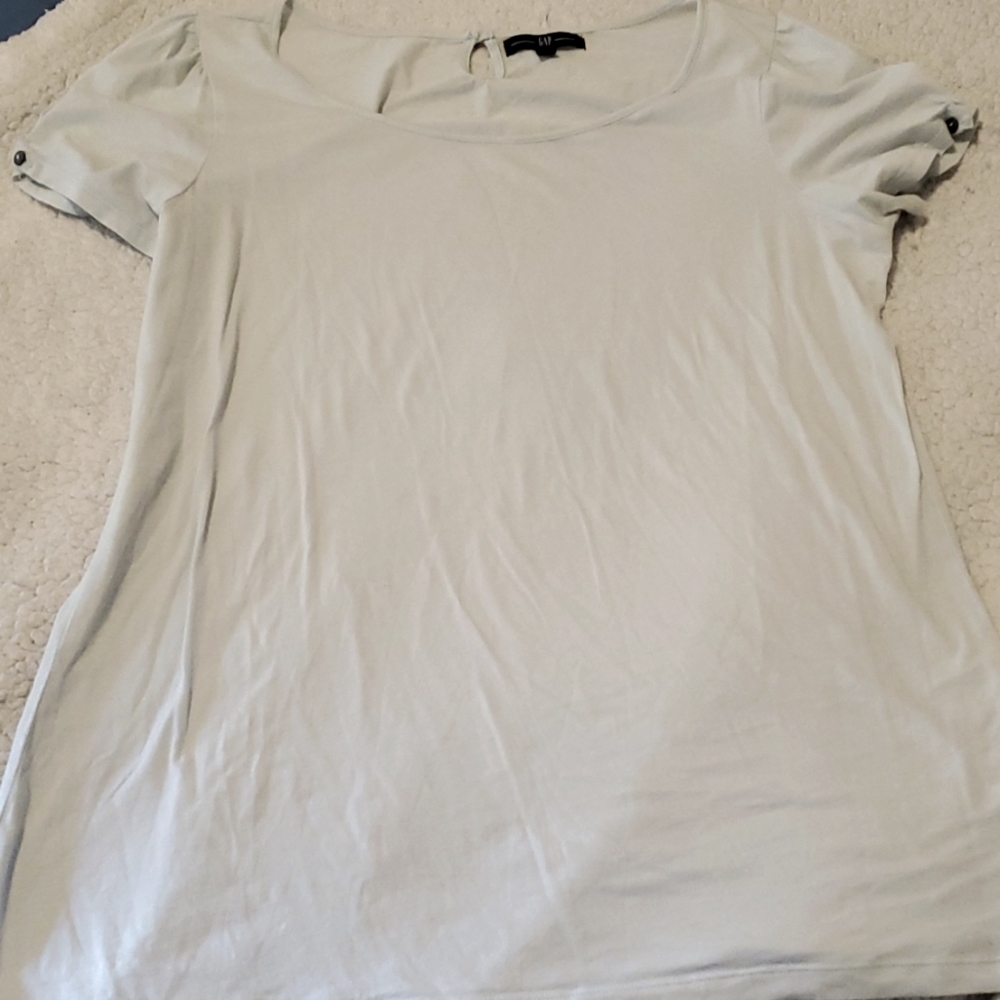 GAP baby blue short sleeve tissue t shirt